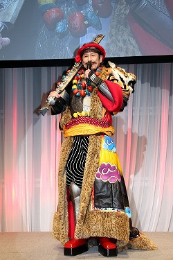 画像ギャラリー No.002のサムネイル画像 / 「信長の野望・創造」の完成発表会が開催に。山本寛斎さん,平原綾香さん,東国原英夫さんがゲストとして登壇したイベントの模様をレポート