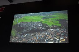画像ギャラリー No.034のサムネイル画像 / 「グランツーリスモ6」は“リアルとバーチャルの境界作用”を与える存在。山内一典氏が登壇したシリーズ15周年記念イベントをレポート