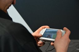 画像ギャラリー No.048のサムネイル画像 / 「グランツーリスモ6」は“リアルとバーチャルの境界作用”を与える存在。山内一典氏が登壇したシリーズ15周年記念イベントをレポート