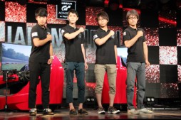 画像ギャラリー No.008のサムネイル画像 / 「GTアカデミー 2015」の日本代表選手を決定する「JAPAN FINAL」が開催。「グランツーリスモ6」のスキルを競った「Day 2」の模様をレポート