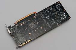 画像ギャラリー No.010のサムネイル画像 / 「GeForce GTX 780」レビュー。新世代GPUシリーズ第1弾に見せかけた「低価格版GTX TITAN」の実力を探る