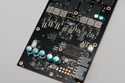 画像ギャラリー No.013のサムネイル画像 / 「GeForce GTX 780」レビュー。新世代GPUシリーズ第1弾に見せかけた「低価格版GTX TITAN」の実力を探る