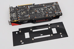 画像ギャラリー No.008のサムネイル画像 / ASUS独自のデュアルGTX 760カード,その価値は? 「MARS760-4GD5」を高解像度環境で試す