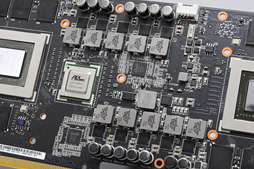 画像ギャラリー No.012のサムネイル画像 / ASUS独自のデュアルGTX 760カード,その価値は? 「MARS760-4GD5」を高解像度環境で試す