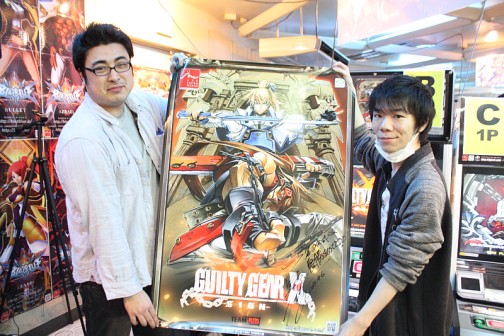 画像ギャラリー No.009のサムネイル画像 / 100名以上の腕自慢が秋葉原に集結した「GUILTY GEAR Xrd -SIGN-」第一回公式大会レポート。無差別戦の優勝はまちゃぼー選手