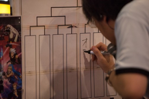 画像ギャラリー No.003のサムネイル画像 / 平成枠の出場権をかけ，若手プレイヤーも集結した「あーくれぼ2014」予選。「GUILTY GEAR Xrd」部門フォトレポート（五井・秋葉原・新宿編）