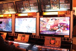 画像ギャラリー No.001のサムネイル画像 / 家庭用の新キャラも参戦となるAC版「GUILTY GEAR Xrd」Ver.1.10ロケテストレポート。先行入力猶予の1F延長などシステム面にも変化アリ