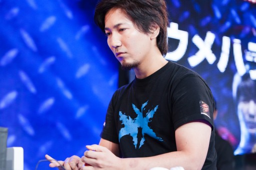 画像ギャラリー No.065のサムネイル画像 / 小川vs.ウメハラの夢の対決が「GUILTY GEAR Xrd」でついに実現。闘神達のプライドを賭けた戦いが数々の名勝負を生んだ「闘神激突」フォトレポート