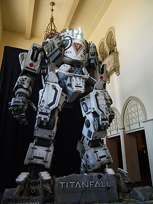 画像ギャラリー No.006のサムネイル画像 / ［E3 2013］台風の目となった「Titanfall」のリードアーティストにインタビュー。Call of Dutyを成功させた開発者達が次に目指すゲームの正体とは