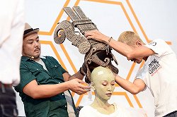 画像ギャラリー No.018のサムネイル画像 / ［TGS 2013］三島平八ならぬ原田平八が爆誕!? 鉄拳プロジェクトディレクター原田氏が鉄拳キャラに変身した「鉄拳 特殊メイクでなりきり！究極再現」イベントレポート