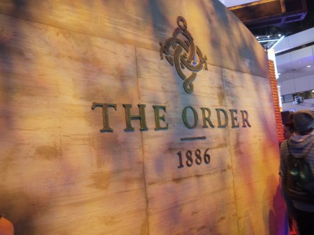 画像ギャラリー No.012のサムネイル画像 / ［E3 2014］「The Order：1886」は変わった武器だけがウリのTPSではない！ ホラー感抜群のデモプレイで，ライカンにあっさり殺されるところを見てきた