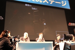 画像ギャラリー No.013のサムネイル画像 / 「The Order:1886」の日本初公開となるステージと「Bloodborne」のマルチプレイがお披露目に。闘会議2015「ゲーム実況ステージ」レポート