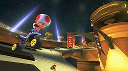 画像ギャラリー No.019のサムネイル画像 / ［E3 2013］「マリオカート8」プレイレポート。今度は壁や天井すらもコースになって，マリオ達が文字どおり縦横無尽に走り回る