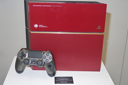 画像ギャラリー No.015のサムネイル画像 / 「METAL GEAR SOLID V: THE PHANTOM PAIN」のメディア向けイベントが開催中。会場では「ワンダーフェスティバル」出展品の先行展示も
