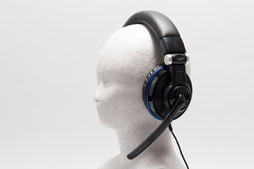 画像ギャラリー No.018のサムネイル画像 / HORIのヘッドセット「OWL GEAR」レビュー。「ゲーム機でFPSをプレイする人向け」の新製品は買いか