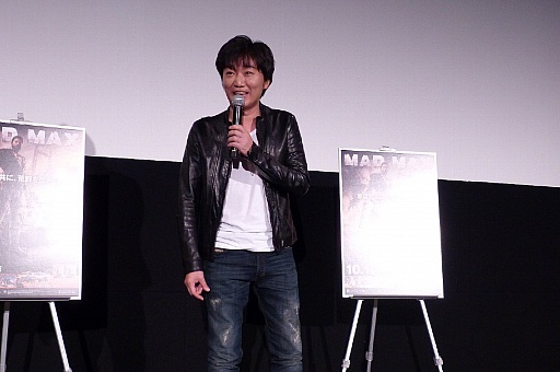 画像ギャラリー No.002のサムネイル画像 / 「マッドマックス」の発売記念イベントが開催。映画ばりのクオリティにスピードワゴン小沢一敬さんもテンションMAX