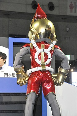 画像ギャラリー No.011のサムネイル画像 / ［TGS 2013］「子供向けだとしても，ドラマを訴えたい」。制作総指揮の名越稔洋氏が作品の魅力を語った「ヒーローバンク」ステージイベント