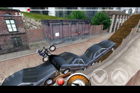 画像ギャラリー No.003のサムネイル画像 / バイクレーシング「Trial Xtreme for au」，auスマートパスに日本語で登場