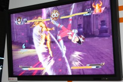 画像ギャラリー No.005のサムネイル画像 / ［TGS 2013］小宇宙（コスモ）を燃やしてビッグバンアタックを決めろ。発売間近の「聖闘士星矢ブレイブ・ソルジャーズ」ステージレポート