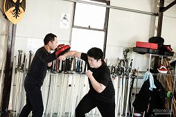 画像ギャラリー No.015のサムネイル画像 / 「キングダムカム・デリバランス」を遊んでいたら,リアルで剣を振りたくなったので。ティンタジェルで体験する西洋剣術レッスン