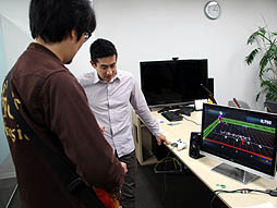 画像ギャラリー No.005のサムネイル画像 / リアルギターゲーム「ロックスミス2014」は前作から大きく進化。ユービーアイソフトのプロデューサーによるプレゼンテーションの模様をレポート