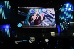 画像ギャラリー No.008のサムネイル画像 / ［TGS 2013］「初音ミク -Project DIVA- F 2nd」の神プレイは見られたのか！？　開発スタッフが高難度に挑戦した「一遊入魂」ステージをレポート