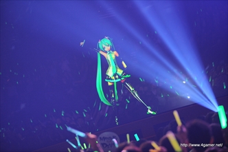 画像ギャラリー No.014のサムネイル画像 / ミクの日に行われたイベント「Project DIVA presents MATSURI DA DIVA」をレポート。「初音ミク -Project DIVA- F 2nd」の発売を“祈願”したライブでは，“中の人”の生歌披露も