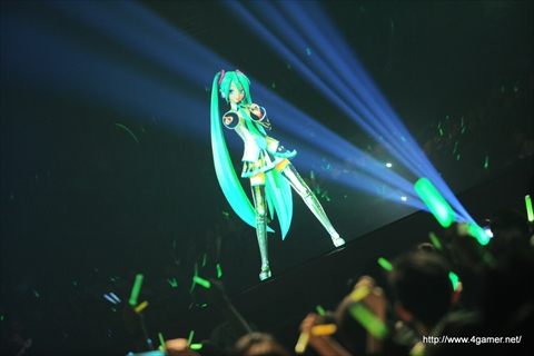 画像ギャラリー No.020のサムネイル画像 / ミクの日に行われたイベント「Project DIVA presents MATSURI DA DIVA」をレポート。「初音ミク -Project DIVA- F 2nd」の発売を“祈願”したライブでは，“中の人”の生歌披露も