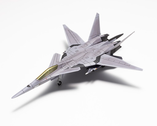 画像ギャラリー No.010のサムネイル画像 / 「エースコンバット」シリーズに登場する架空機「XFA-27」の1/144キットが10月に発売。簡易塗装済と無塗装グレー成形の2バージョン