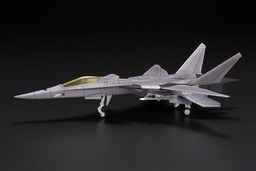 画像ギャラリー No.013のサムネイル画像 / 「エースコンバット」シリーズに登場する架空機「XFA-27」の1/144キットが10月に発売。簡易塗装済と無塗装グレー成形の2バージョン