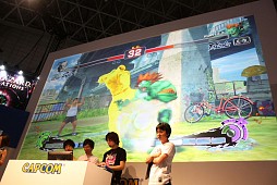 画像ギャラリー No.010のサムネイル画像 / ［TGS 2014］「ウルIV」の新エディション「OMEGA」公開にプロゲーマーも大興奮。新情報満載で盛り上がった「サイキョー格闘ステージ」レポート