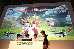 画像ギャラリー No.019のサムネイル画像 / ［TGS 2014］「ウルIV」の新エディション「OMEGA」公開にプロゲーマーも大興奮。新情報満載で盛り上がった「サイキョー格闘ステージ」レポート