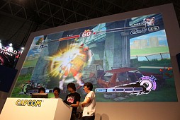 画像ギャラリー No.023のサムネイル画像 / ［TGS 2014］「ウルIV」の新エディション「OMEGA」公開にプロゲーマーも大興奮。新情報満載で盛り上がった「サイキョー格闘ステージ」レポート