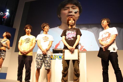 画像ギャラリー No.027のサムネイル画像 / ［TGS 2014］「ウルIV」の新エディション「OMEGA」公開にプロゲーマーも大興奮。新情報満載で盛り上がった「サイキョー格闘ステージ」レポート