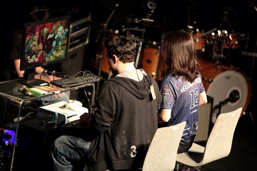 画像ギャラリー No.059のサムネイル画像 / 「ウルトラストリートファイターIV」公式世界大会「Capcom Cup Finals」現地レポートまとめ。頂点を極める戦いの模様を産地直送でお届け