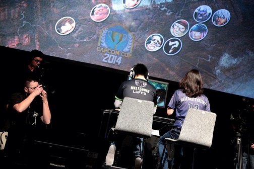 画像ギャラリー No.078のサムネイル画像 / 「ウルトラストリートファイターIV」公式世界大会「Capcom Cup Finals」現地レポートまとめ。頂点を極める戦いの模様を産地直送でお届け