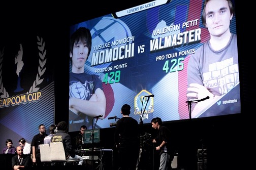 画像ギャラリー No.090のサムネイル画像 / 「ウルトラストリートファイターIV」公式世界大会「Capcom Cup Finals」現地レポートまとめ。頂点を極める戦いの模様を産地直送でお届け