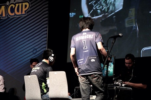 画像ギャラリー No.095のサムネイル画像 / 「ウルトラストリートファイターIV」公式世界大会「Capcom Cup Finals」現地レポートまとめ。頂点を極める戦いの模様を産地直送でお届け