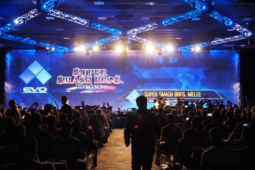 画像ギャラリー No.024のサムネイル画像 / ［EVO2014］「ウルIV」初の頂点は誰なのか。いよいよ最終局面を迎えた「Evolution 2014」最終日まとめ。「BBCP」「スマブラDX」部門決勝にも期待