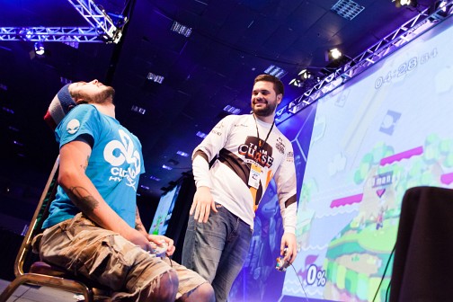 画像ギャラリー No.028のサムネイル画像 / ［EVO2014］「ウルIV」初の頂点は誰なのか。いよいよ最終局面を迎えた「Evolution 2014」最終日まとめ。「BBCP」「スマブラDX」部門決勝にも期待