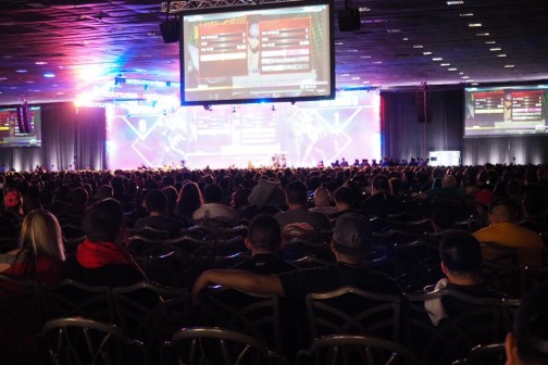 画像ギャラリー No.038のサムネイル画像 / ［EVO2014］「ウルIV」初の頂点は誰なのか。いよいよ最終局面を迎えた「Evolution 2014」最終日まとめ。「BBCP」「スマブラDX」部門決勝にも期待