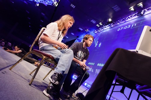 画像ギャラリー No.037のサムネイル画像 / ［EVO2014］日本に帰り着くまでがEVOなんです。帰りの飛行機に乗り遅れたので，秘蔵のスナップ写真をまとめてみた