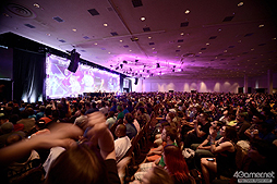 画像ギャラリー No.057のサムネイル画像 / ［EVO2015］ももち選手の「ウルIV」部門優勝をもって大会全日程が終了。「GGXrd」を小川選手が制し，「UMvC3」でも日本勢が善戦したEVO最終日まとめ