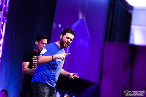 画像ギャラリー No.064のサムネイル画像 / ［EVO2015］ももち選手の「ウルIV」部門優勝をもって大会全日程が終了。「GGXrd」を小川選手が制し，「UMvC3」でも日本勢が善戦したEVO最終日まとめ