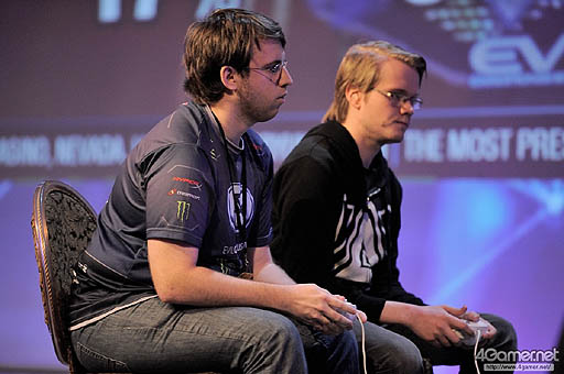画像ギャラリー No.065のサムネイル画像 / ［EVO2015］ももち選手の「ウルIV」部門優勝をもって大会全日程が終了。「GGXrd」を小川選手が制し，「UMvC3」でも日本勢が善戦したEVO最終日まとめ