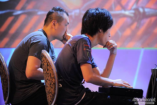 画像ギャラリー No.119のサムネイル画像 / ［EVO2015］ももち選手の「ウルIV」部門優勝をもって大会全日程が終了。「GGXrd」を小川選手が制し，「UMvC3」でも日本勢が善戦したEVO最終日まとめ