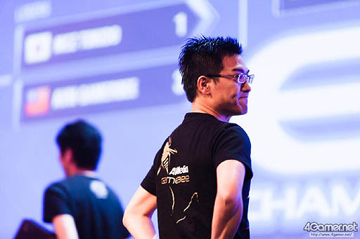 画像ギャラリー No.126のサムネイル画像 / ［EVO2015］ももち選手の「ウルIV」部門優勝をもって大会全日程が終了。「GGXrd」を小川選手が制し，「UMvC3」でも日本勢が善戦したEVO最終日まとめ