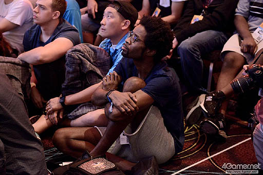 画像ギャラリー No.129のサムネイル画像 / ［EVO2015］ももち選手の「ウルIV」部門優勝をもって大会全日程が終了。「GGXrd」を小川選手が制し，「UMvC3」でも日本勢が善戦したEVO最終日まとめ