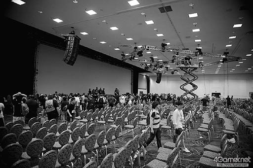 画像ギャラリー No.139のサムネイル画像 / ［EVO2015］ももち選手の「ウルIV」部門優勝をもって大会全日程が終了。「GGXrd」を小川選手が制し，「UMvC3」でも日本勢が善戦したEVO最終日まとめ