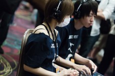 画像ギャラリー No.001のサムネイル画像 / ［EVO2015］激闘を制した選手達に聞く，その瞬間。「鉄拳7」ノビ選手，「GGXrd」小川選手，「ウルIV」ももち選手――EVO2015勝利者インタビュー